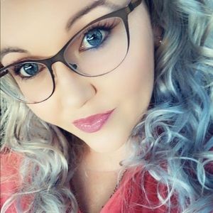 Meet your Posher, Rose